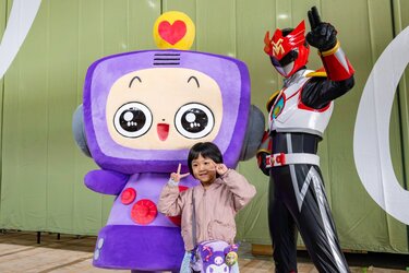 地元人気キャラクターも登場.jpg