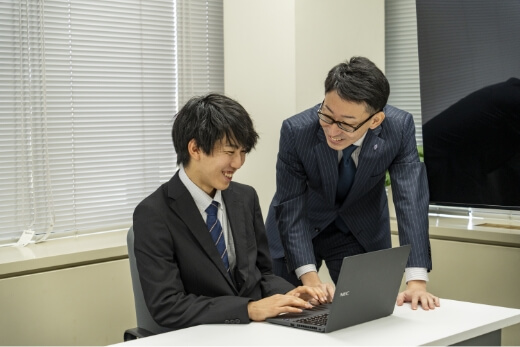 アドバイザー制度