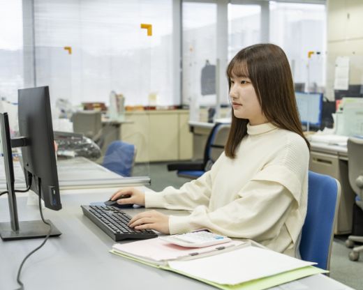 製販一体の企業体制を統括するブレインとして、公正な企業活動を支える。