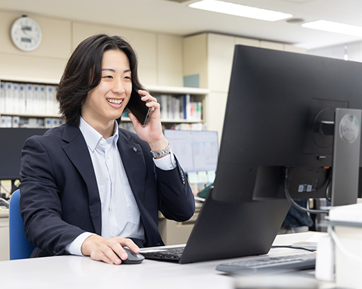 会社の事業競争力強化に向け、業績全体を俯瞰しながら持続的な成長を描くため、単年度の事業計画の立案、並びに中長期経営方針を策定します。